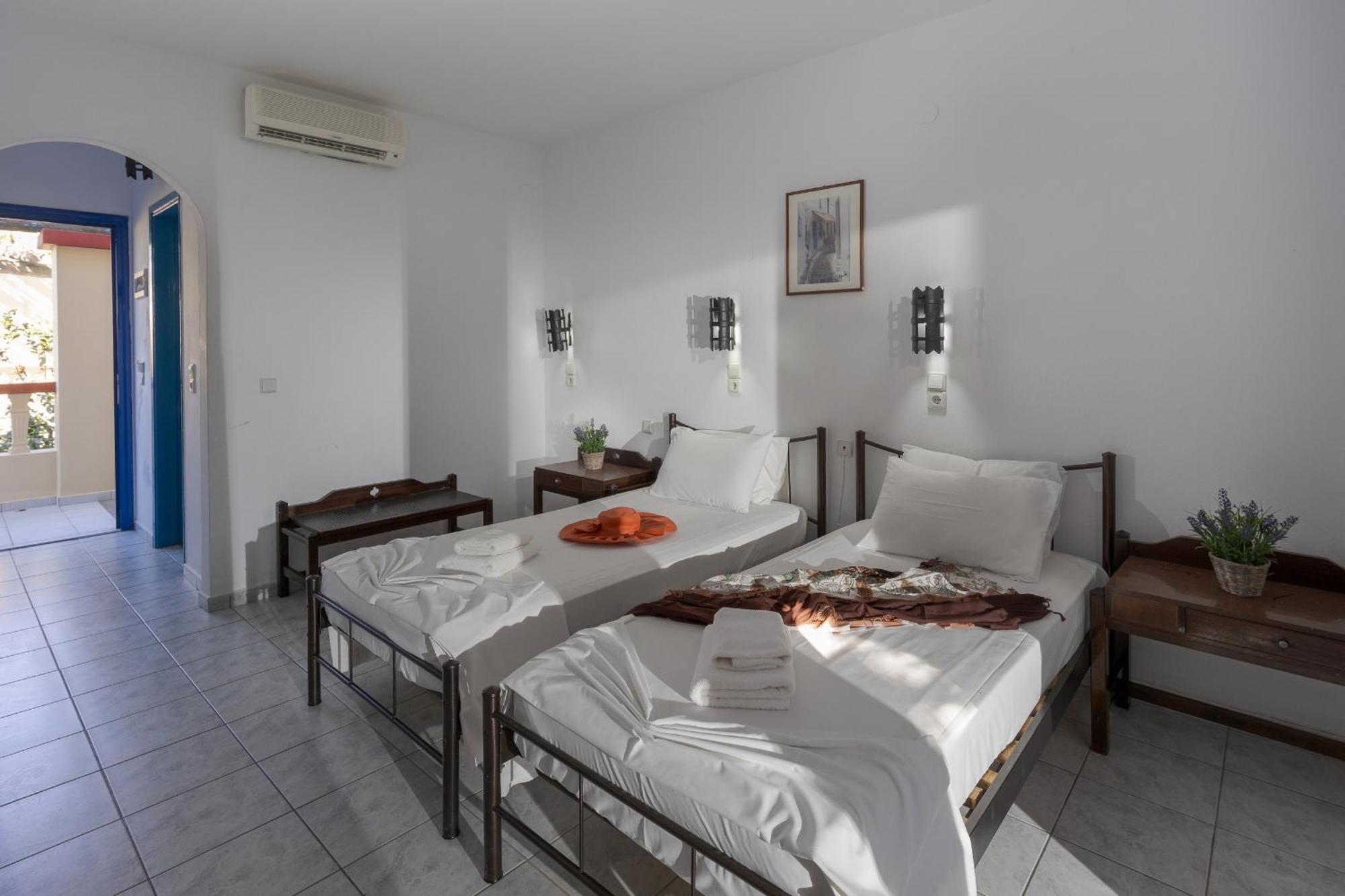 Palm Bay By Estia Hotel Sissi  Ngoại thất bức ảnh