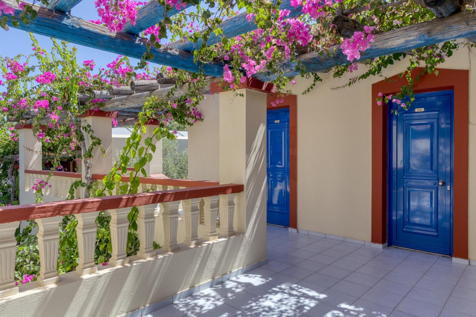 Palm Bay By Estia Hotel Sissi  Ngoại thất bức ảnh
